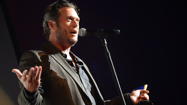 Blake Shelton Extends ‘Friends and Heroes Tour’ 2020