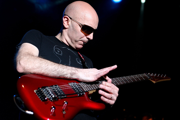 Joe Satriani Announces 2016 Extended Tour Dates – Tickets on Sale