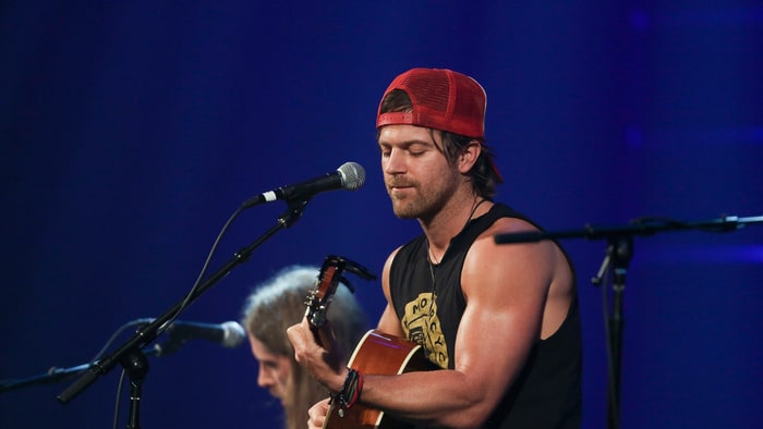 Kip Moore Extends  ‘Room to Spare’ Concert Tour 2019