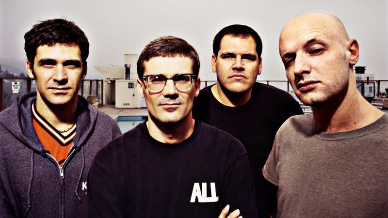 The Descendents Announce “2018 Tourage” Dates – Tickets on Sale